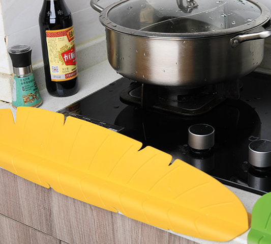 Elyviana Creative Strong-Suction Kitchen Splash Guard