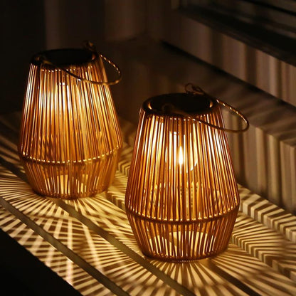 ☀️Elyviana Handwoven Rattan Solar Lantern💡 (Upsell)