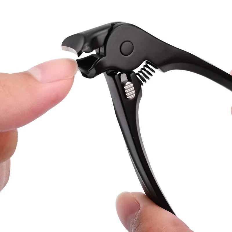 Elyviana Stainless steel nail clippers with a splash guard✂️👣 (Upsell)